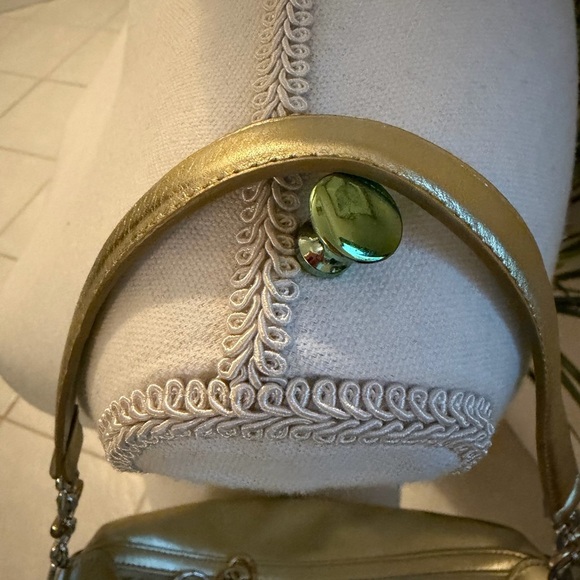 EUC Vintage Brighton Metallic Gold One Shoulder Bag Heart Charm Small Purse - Picture 5 of 11